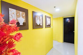 RedDoorz @ University Belt Manila