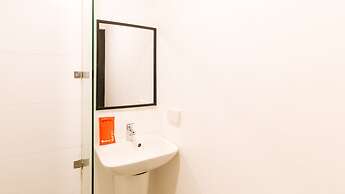 RedDoorz Plus Near Bamboo Organ Las Piñas