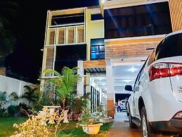 RedDoorz near SGM Condotel Villa Beach Iloilo