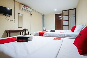 RedDoorz @ Downtown Bacolod