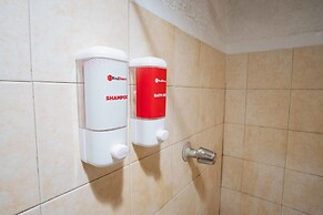 RedDoorz @ Downtown Bacolod