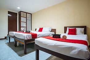 RedDoorz @ Downtown Bacolod