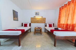 RedDoorz Premium @ Clarkview Angeles City