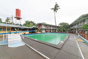 RedDoorz Premium @ Clarkview Angeles City