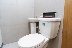 RedDoorz @ Vicente Street Espana Manila