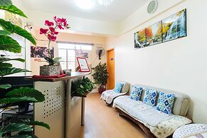 RedDoorz @ Vicente Street Espana Manila