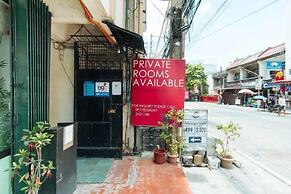 RedDoorz @ Vicente Street Espana Manila