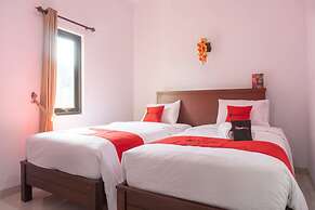 RedDoorz near Jawa Timur Park 3
