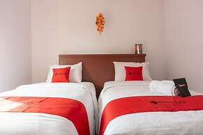RedDoorz near Jawa Timur Park 3