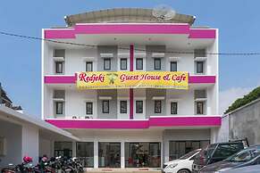 RedDoorz near Jawa Timur Park 3