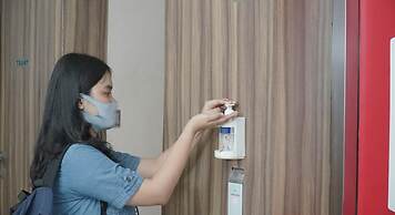 RedDoorz near XT Square 2