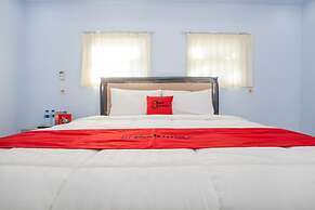 RedDoorz near Banyuwangi Kota Train Station