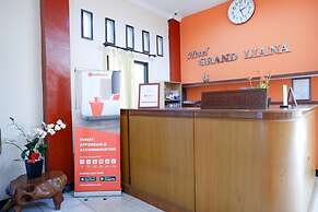 RedDoorz Plus near Stadion Wijaya Kusuma