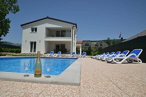 Villa Maria