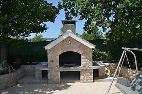 Villa Maria