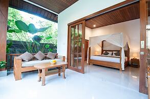 Flamboyant Villa Ubud