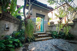 Flamboyant Villa Ubud