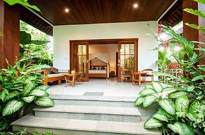 Flamboyant Villa Ubud