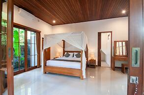 Flamboyant Villa Ubud