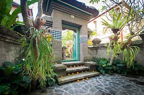 Flamboyant Villa Ubud