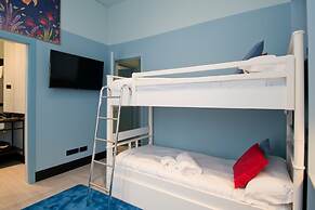 Amor de Dios 17 Luxury Suites