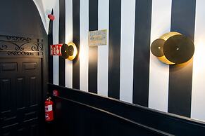 Amor de Dios 17 Luxury Suites