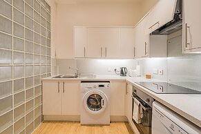 2 Bed Grassmarket Apartment