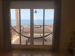 Rooms in Seafront Villa