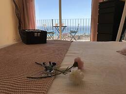 Rooms in Seafront Villa