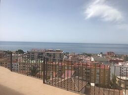 Rooms in Seafront Villa