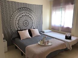 Rooms in Seafront Villa