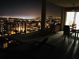 Rooms in Seafront Villa