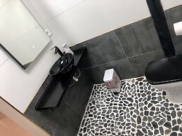 Rooms in Seafront Villa