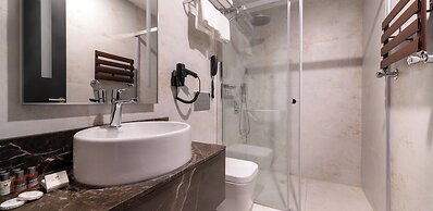 Menalo Hotel Premium Istanbul Airport