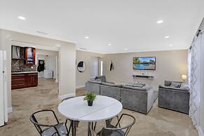 Casa Ria Luxury House w Private Pool Near Aventura Mall