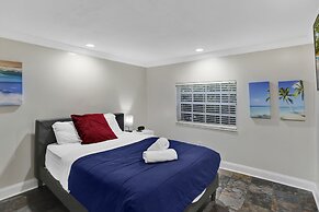 Casa Ria Luxury House w Private Pool Near Aventura Mall