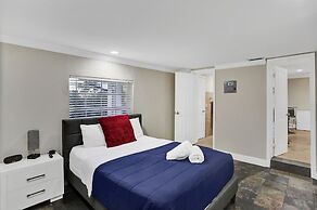 Casa Ria Luxury House w Private Pool Near Aventura Mall