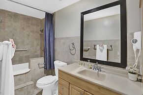 Casa Ria Luxury House w Private Pool Near Aventura Mall