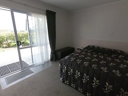 Castle Court Motel