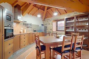 Macheta's Coutry House