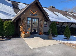 The Lodge at Indian Lake