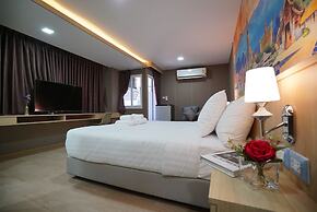 The Qube Fifty Hotel