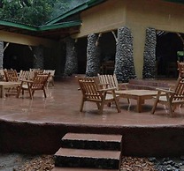 Equator Snow Geo Lodge