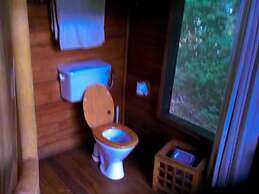 The Rainforest Geo Lodge