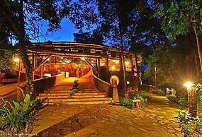 The Rainforest Geo Lodge