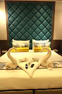 Hotel The Excellency