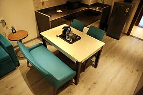 Hotel The Excellency