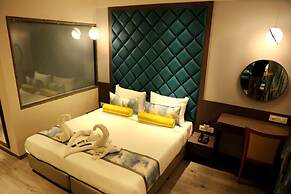 Hotel The Excellency