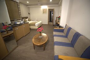 Hotel The Excellency