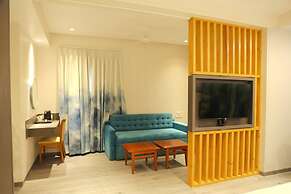 Hotel The Excellency